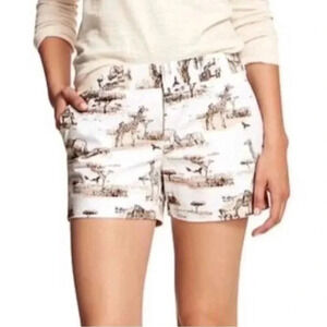 Banana Republic Safari Print White Shorts Size 4
